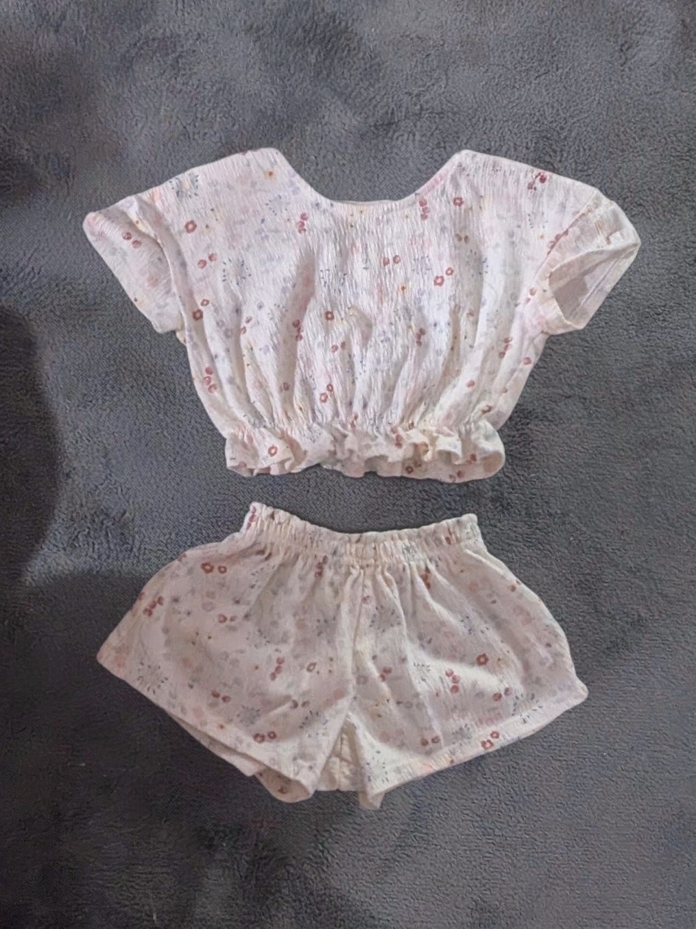 Member's Mark Cream Floral Two-Piece Crop Top and Shorts Set